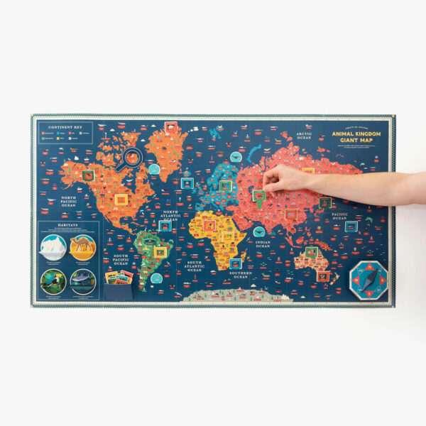ANIMAL KINGDOM GIANT MAP（動物世界地図）＊英国GIFT OF THE YEAR 2025受賞 WORLD-23-ANIMALMA - 画像 (2)