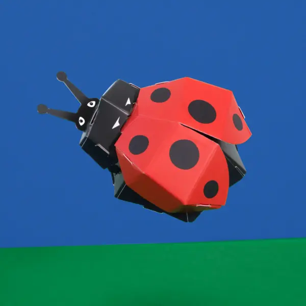 自分だけの素敵なテントウムシを作ろう（組み立て式ペーパークラフト）BBB-23-LADYBIRD